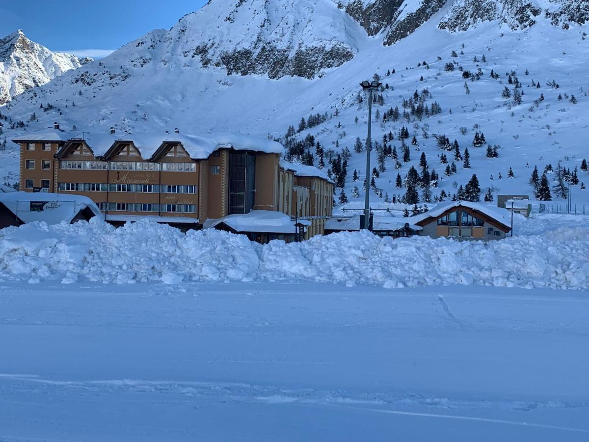 Grand Hotel Miramonti Passo del Tonale Exterior photo